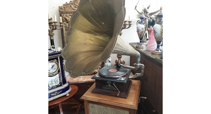 Antika Gramofon Alanlar Antika Gramofon Alanlar